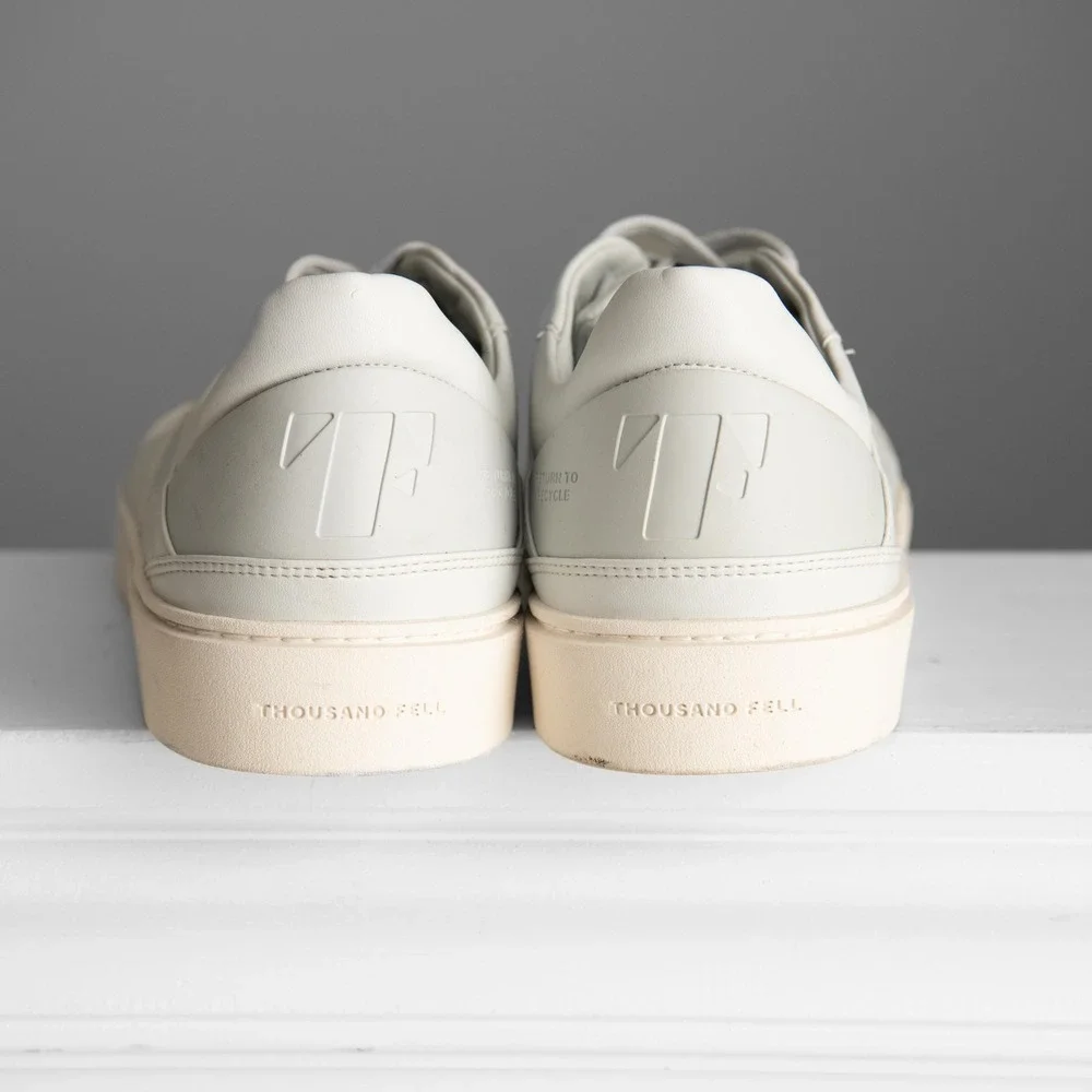Thousand Fell Mens 11.5 White Eco Friendly Sneakers Minimalist Vegan Sustainable